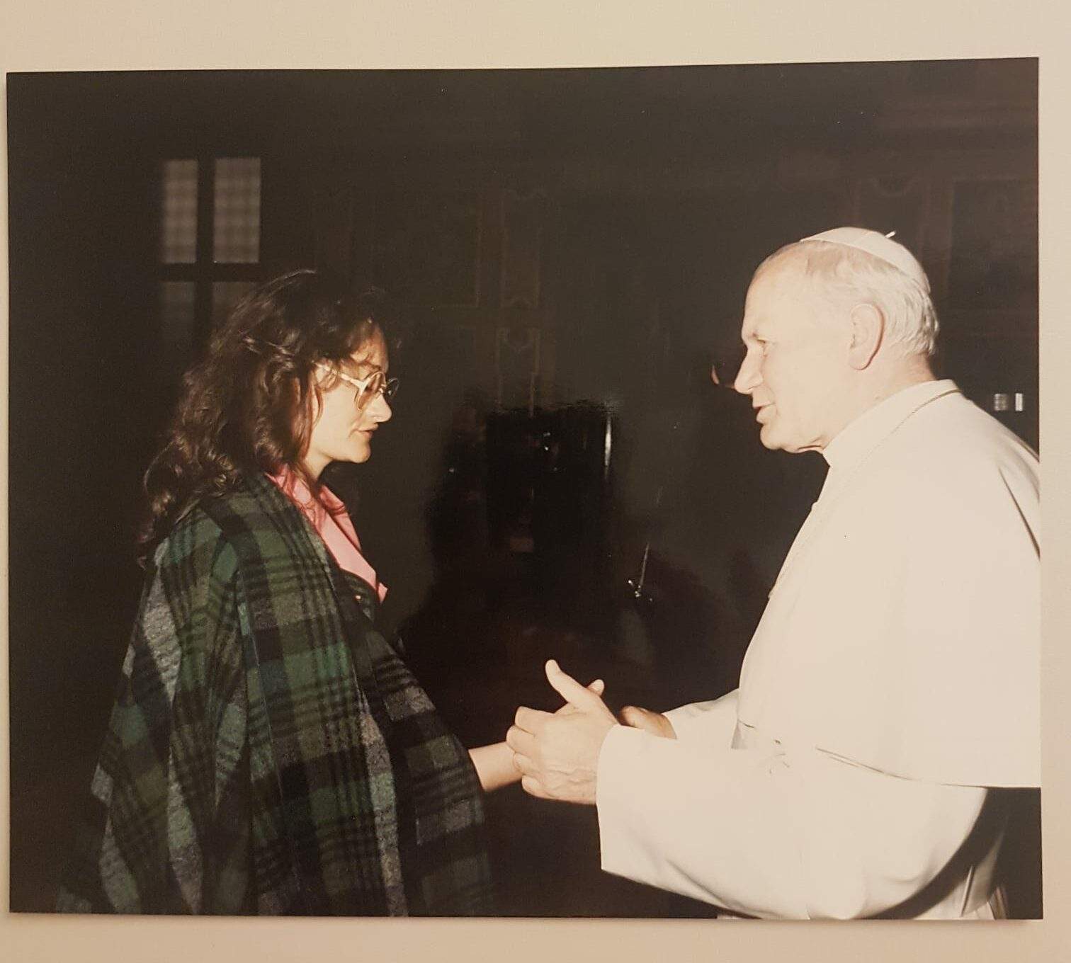 Margoscha mit dem Papst